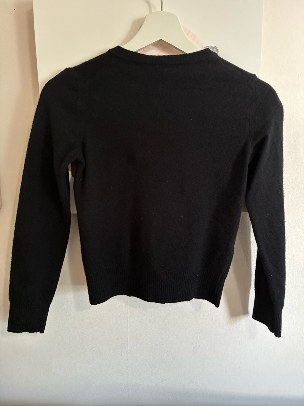 Benetton Black Wool Pearl Button Crewneck Cardigan Sweater - Picture 4 of 5